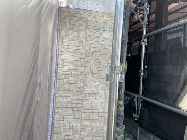 草加市　サイディング外壁工事　多彩色工法